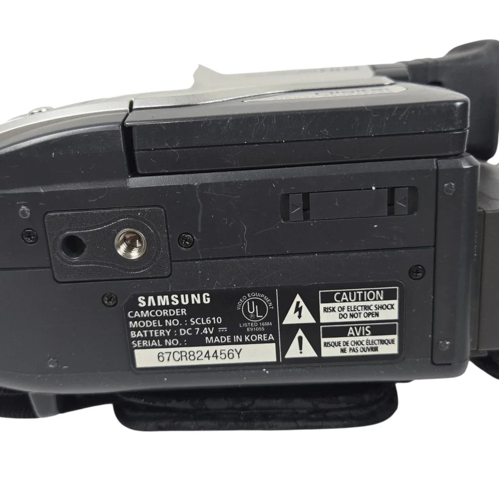 Samsung SCL610 Hi8 8mm Camcorder w Bag, Charger, A/V Cable, Tape, + Manual VIDEO